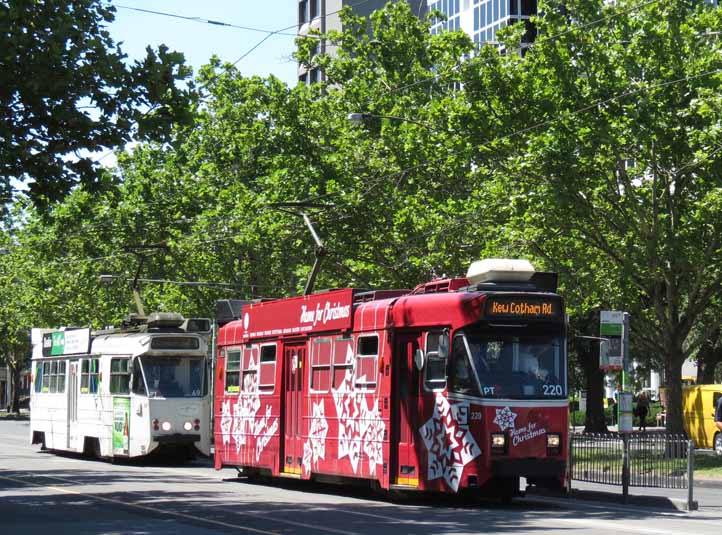 Yarra Trams class Z3 220 Christmas tram